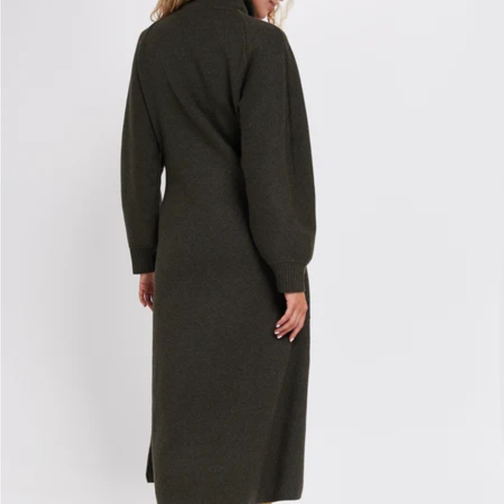 Tuckernuck Dark Green Long Sleeve Dress